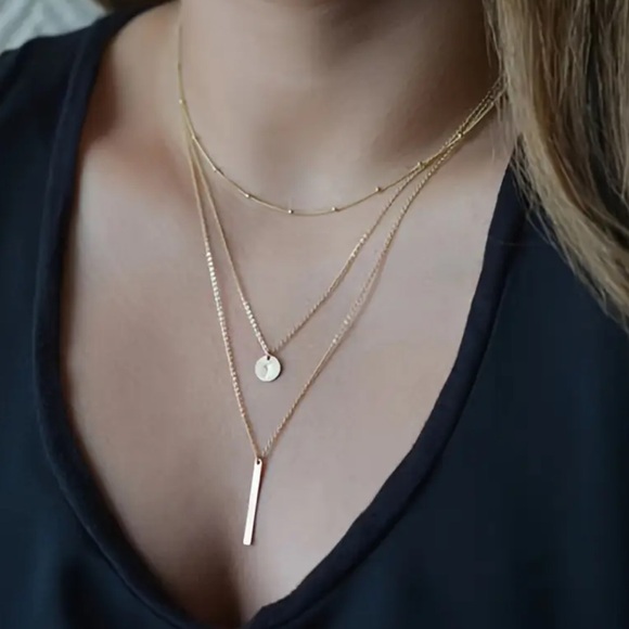 Jewelry - Elegant Gold Layered Necklace